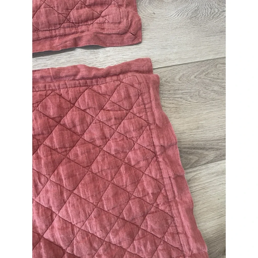2 Pottery Barn Linen Diamond Quilted Pillow Shams‎ Standard Red  30x24